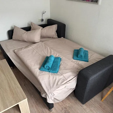 Waldtraum Schwimmbad Sauna Kinderbett Wandern * באד הרצבורג